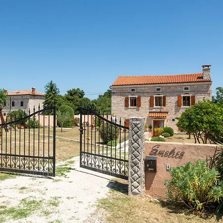 Smolica Vakantiehuis Krnica
