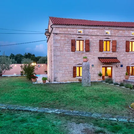 House Smolica Сasa de vacaciones Krnica