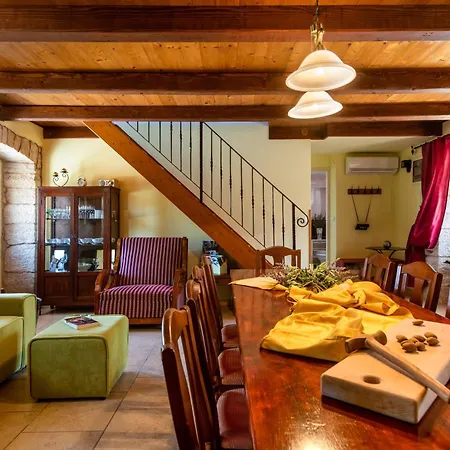 House Smolica 펜션 *