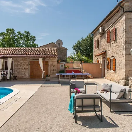 House Smolica 크르니카