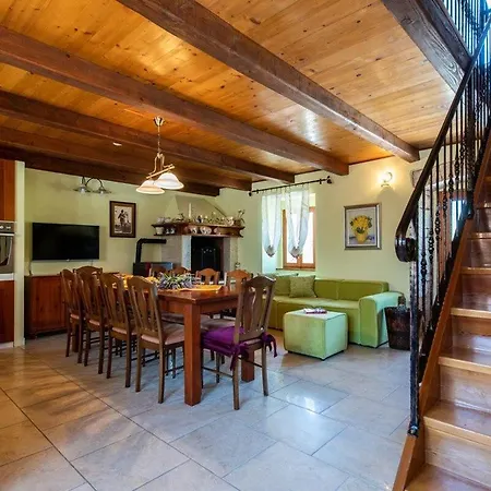 Dom wakacyjny House Smolica Krnica